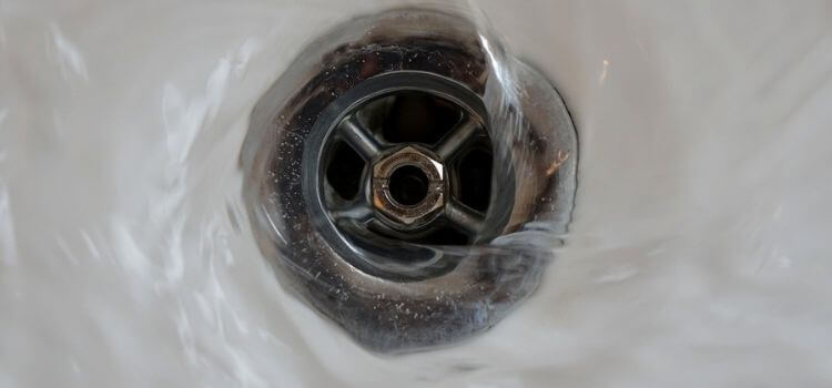 How to Clean Kitchen Sink Drain Smell